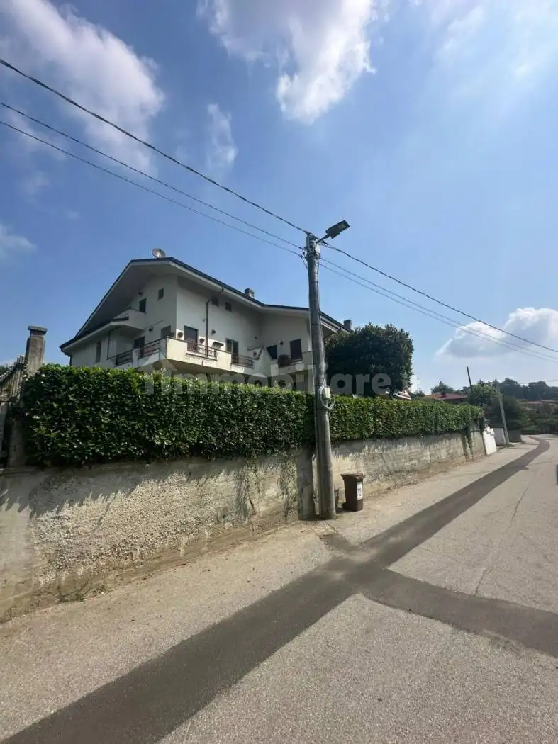 Appartamento in vendita a Mazzè