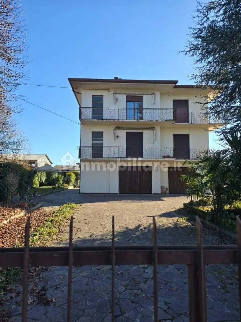 Palazzo - Edificio in vendita a Vicenza