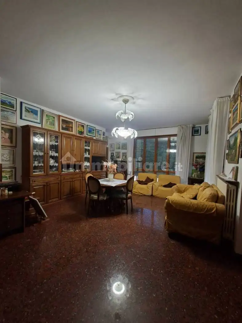 Appartamento in vendita a Loreto