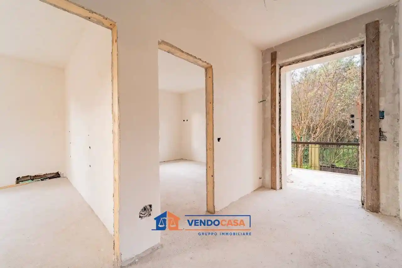 Trilocale via Aurelia Ovest 341, Zona Industriale, Massa - foto 3