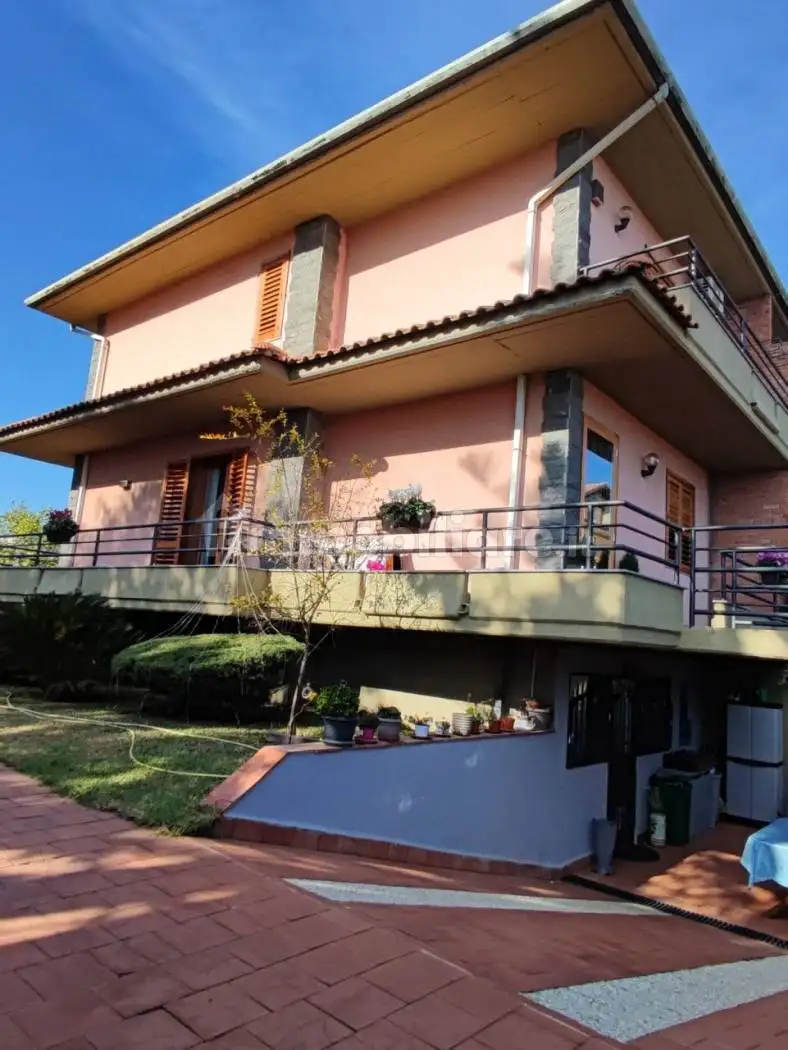 Villa in vendita a Mascalucia
