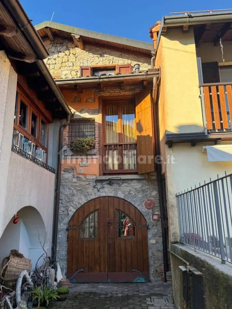 Villetta a schiera in vendita a Premolo