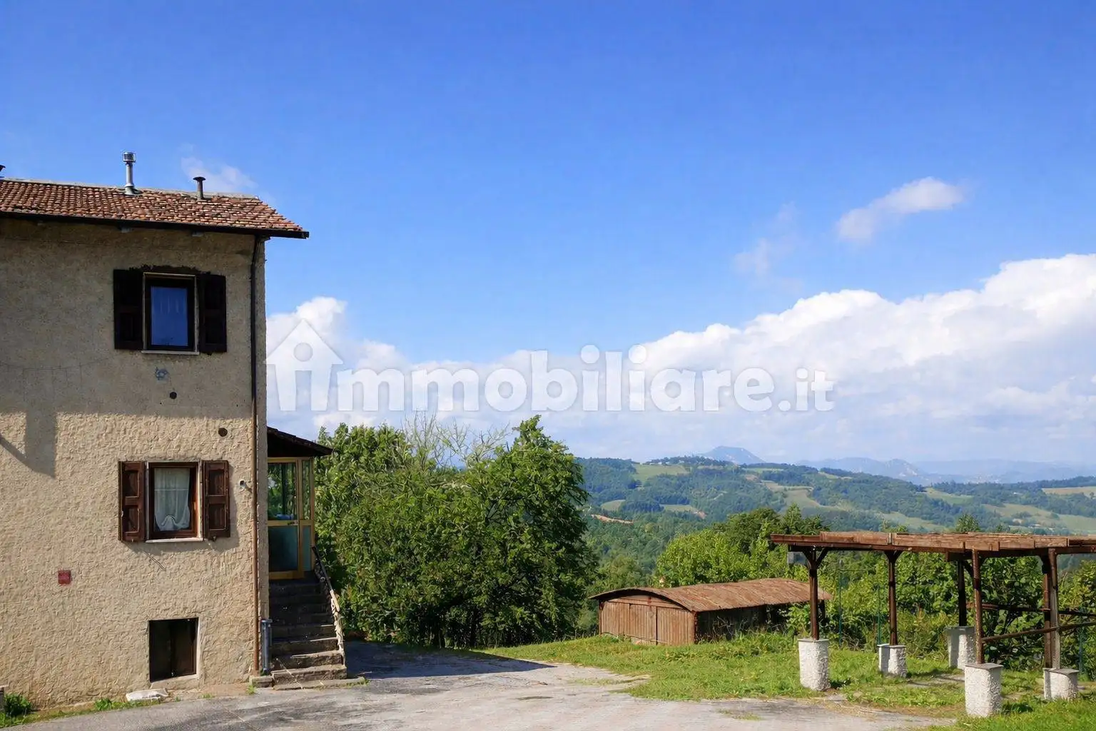 Casa indipendente in vendita a San Benedetto Val di Sambro
