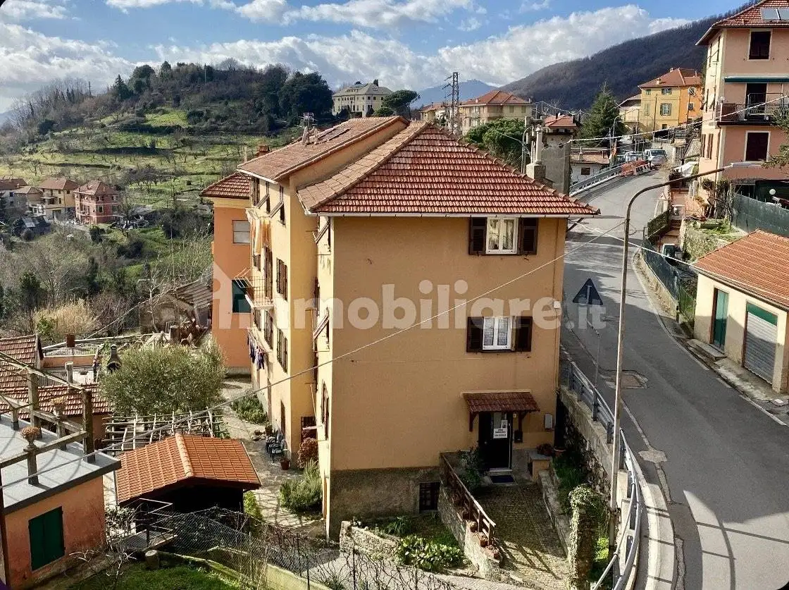 Appartamento in vendita a Sant'Olcese