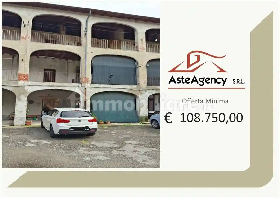 Appartamento in vendita a Faloppio