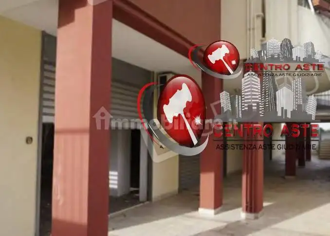 Rustico - Casale in asta a Turi