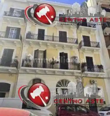Appartamento in vendita a Bari