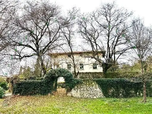 Villa in vendita a Scarperia e San Piero