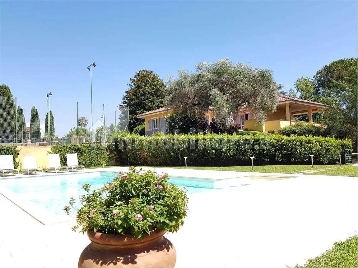 Villa in affitto a Roma