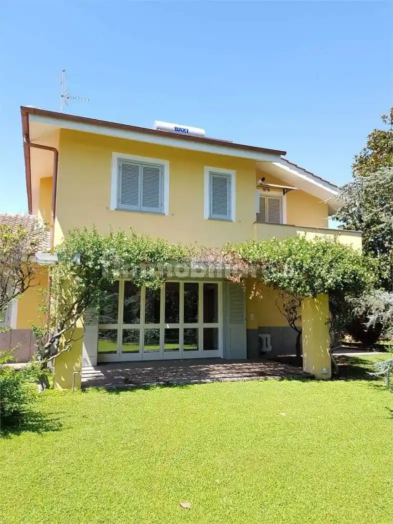 Villa unifamiliare via di Santa Felicola, Castel di Leva, Roma - foto 4