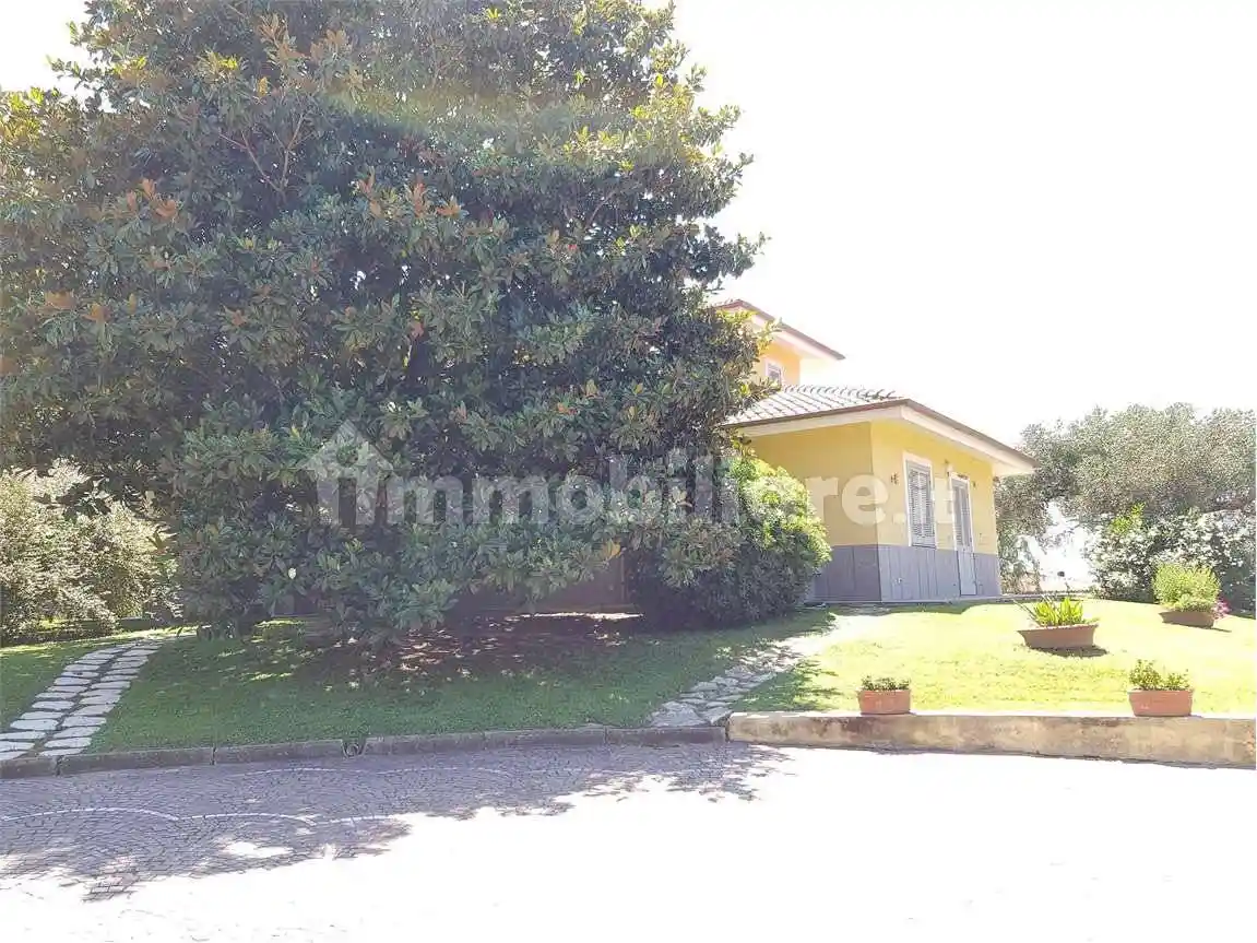 Villa unifamiliare via di Santa Felicola, Castel di Leva, Roma - foto 5