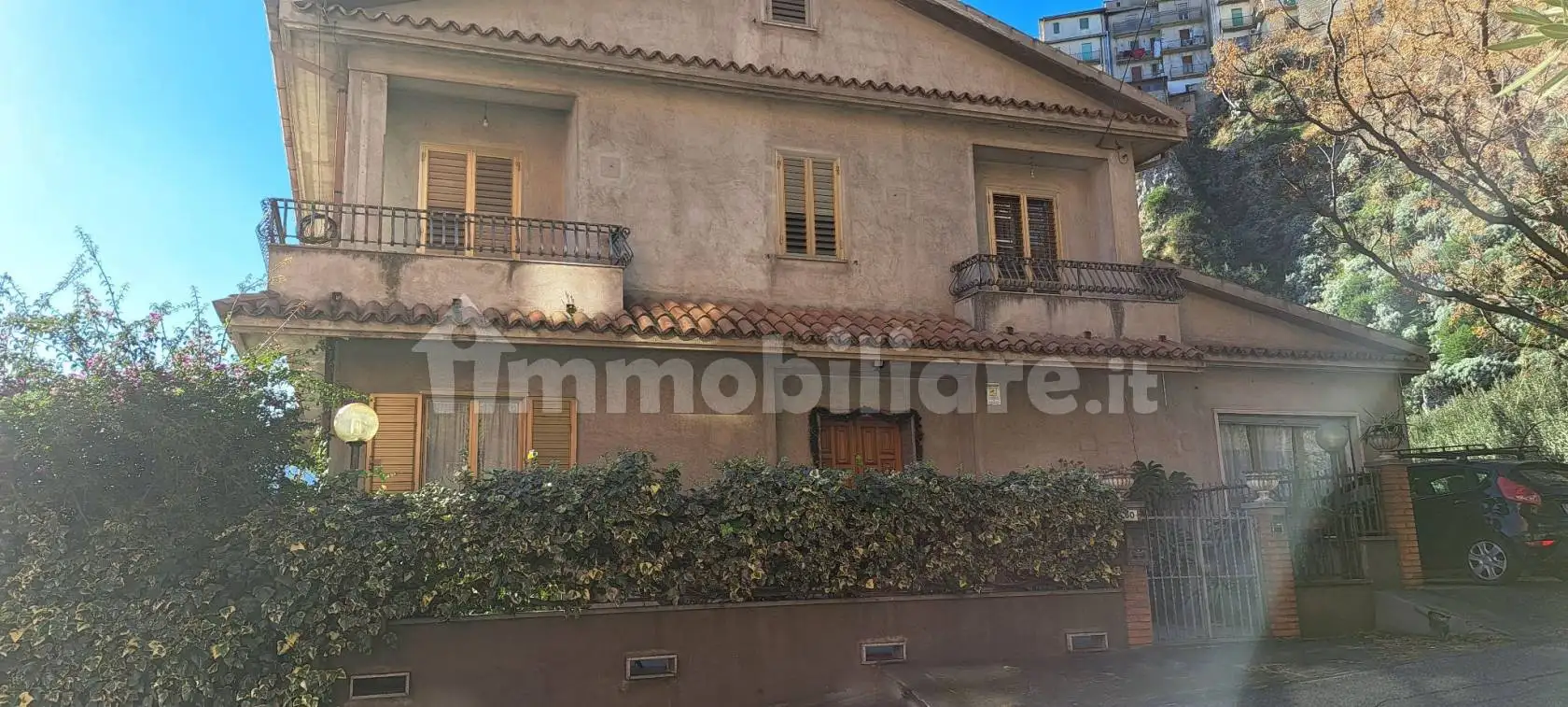 Villa in vendita a Petilia Policastro