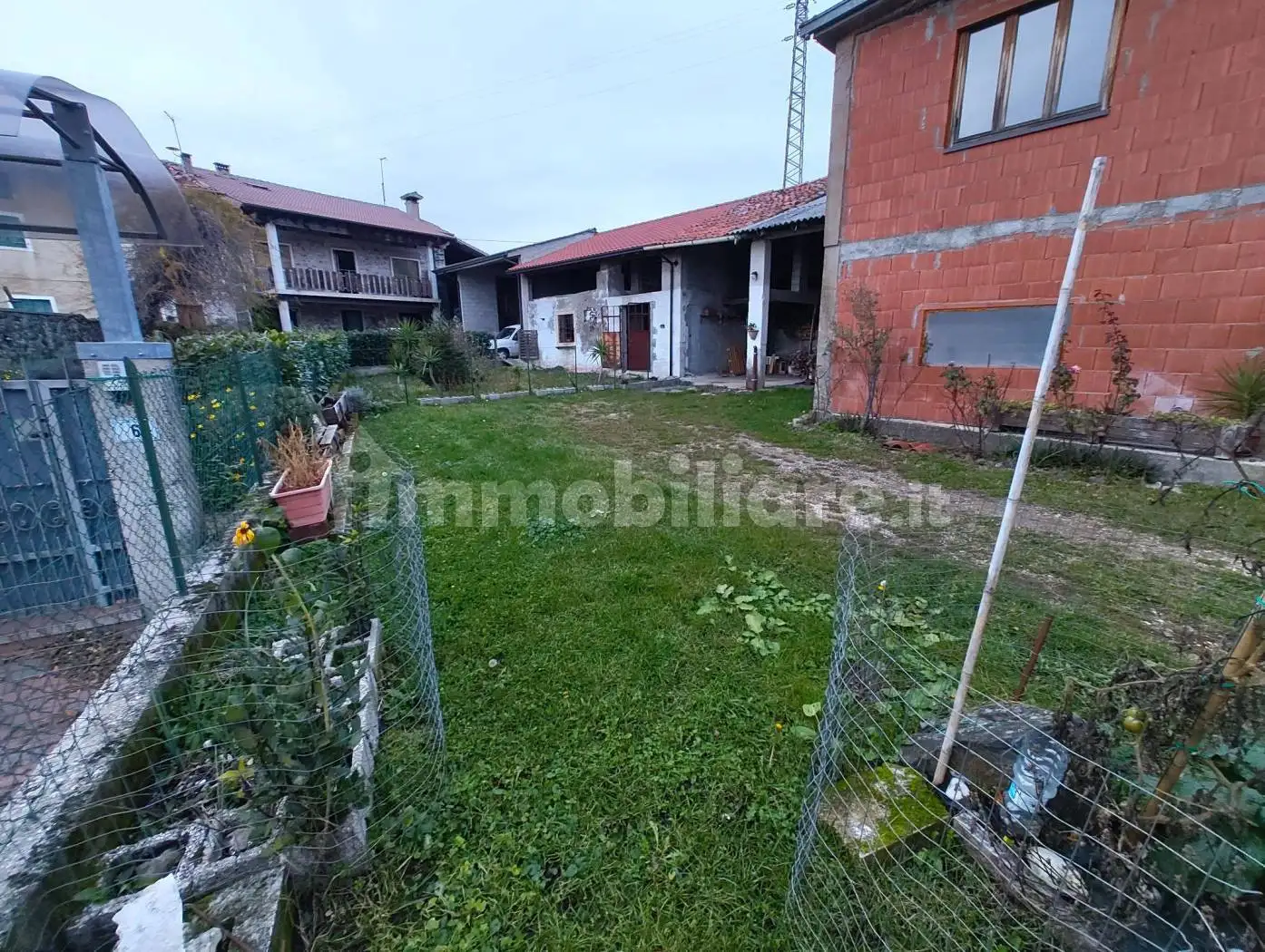 Rustico - Casale in vendita a Brogliano