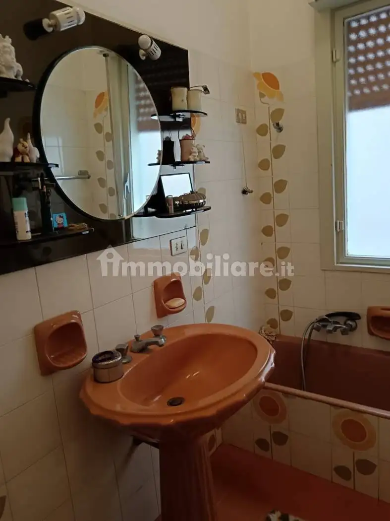 Palazzo - Edificio in vendita a Vittoria