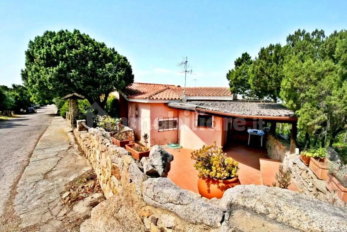 Casa indipendente in vendita a Arzachena