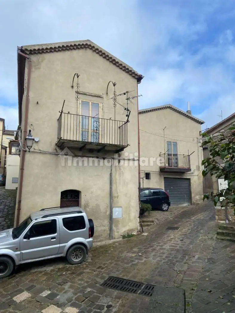 Casa indipendente in vendita a Vaglio Basilicata