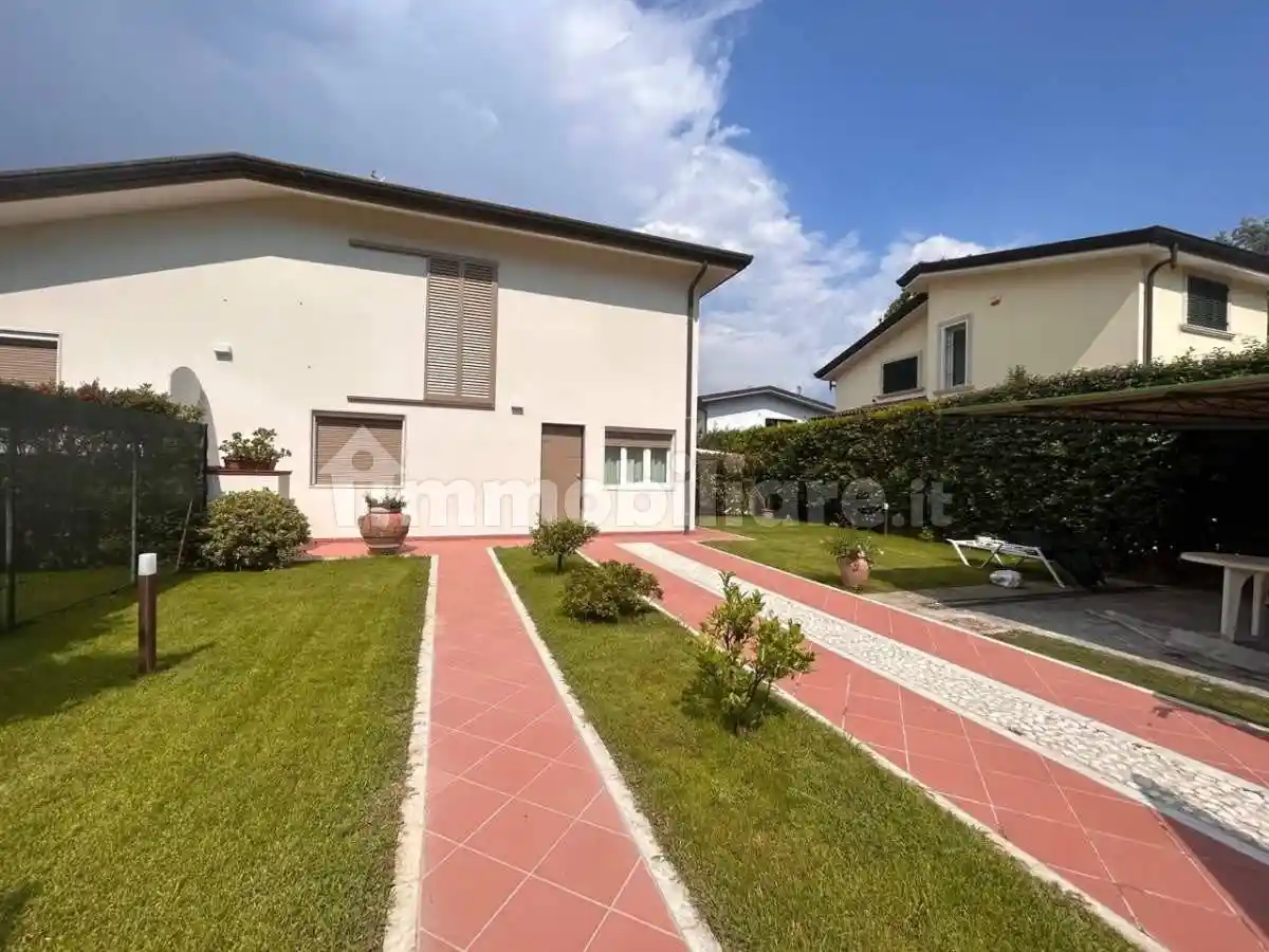Trilocale via San Giovanni Bosco 50, Pietrasanta - foto 2