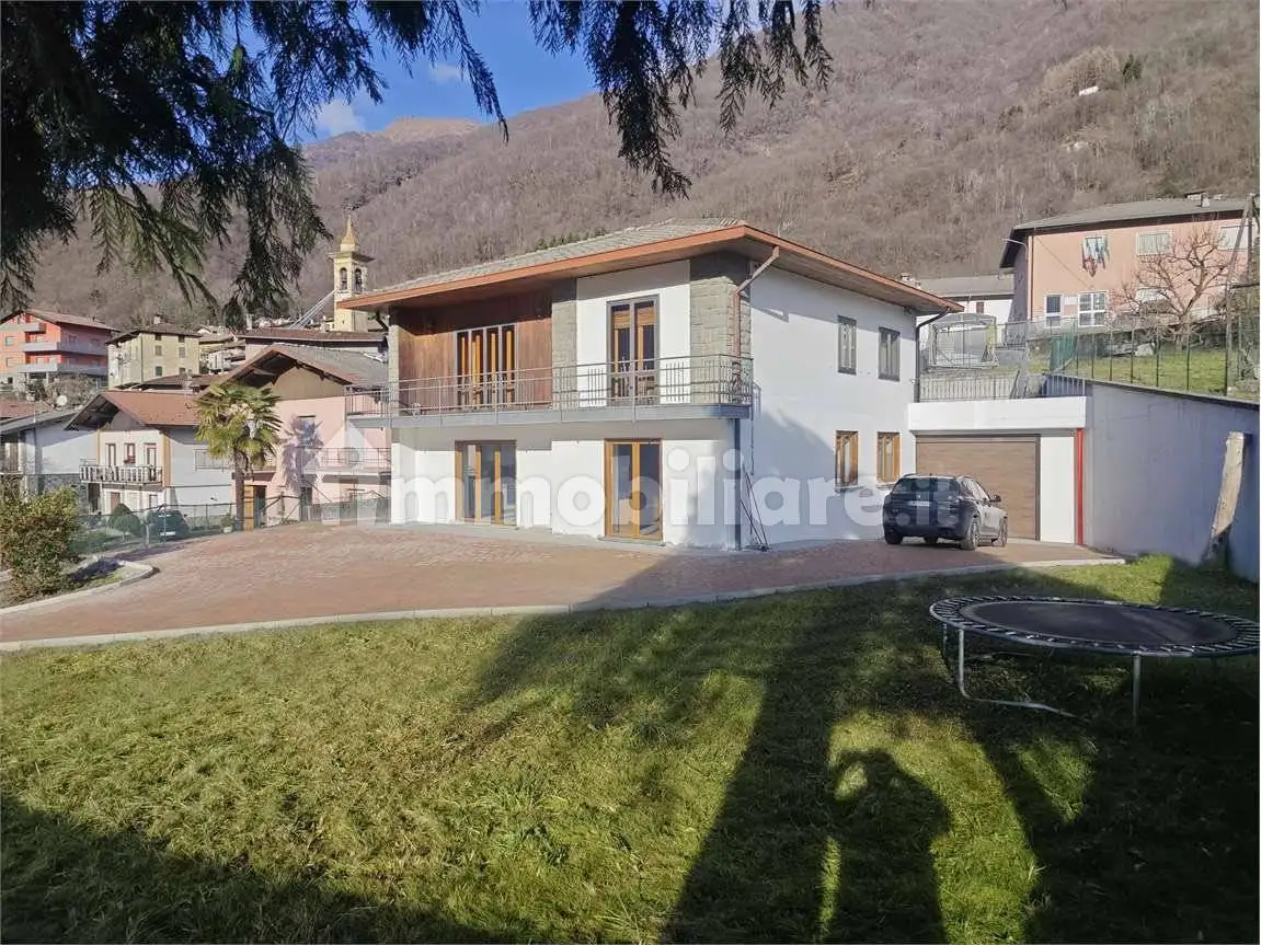 Villa in vendita a Primaluna