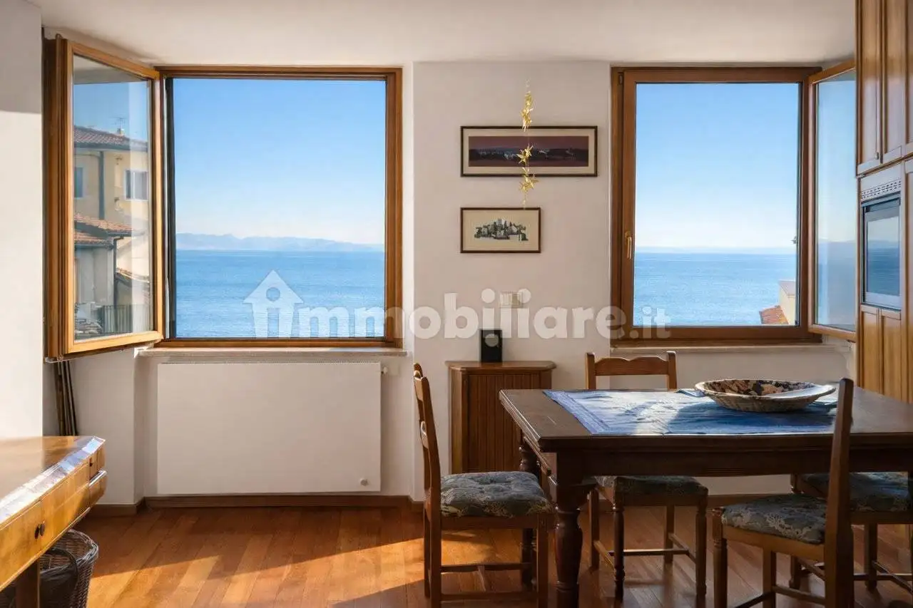 Appartamento in vendita a Monte Argentario