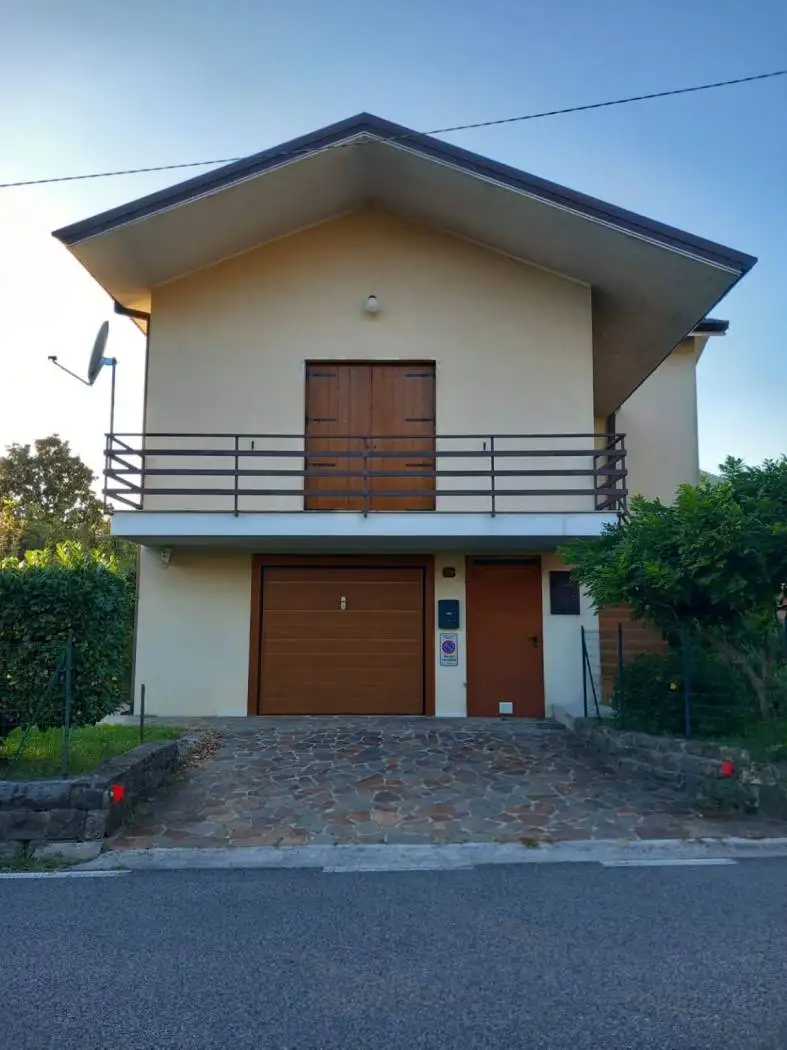Villa in vendita a Tarcento