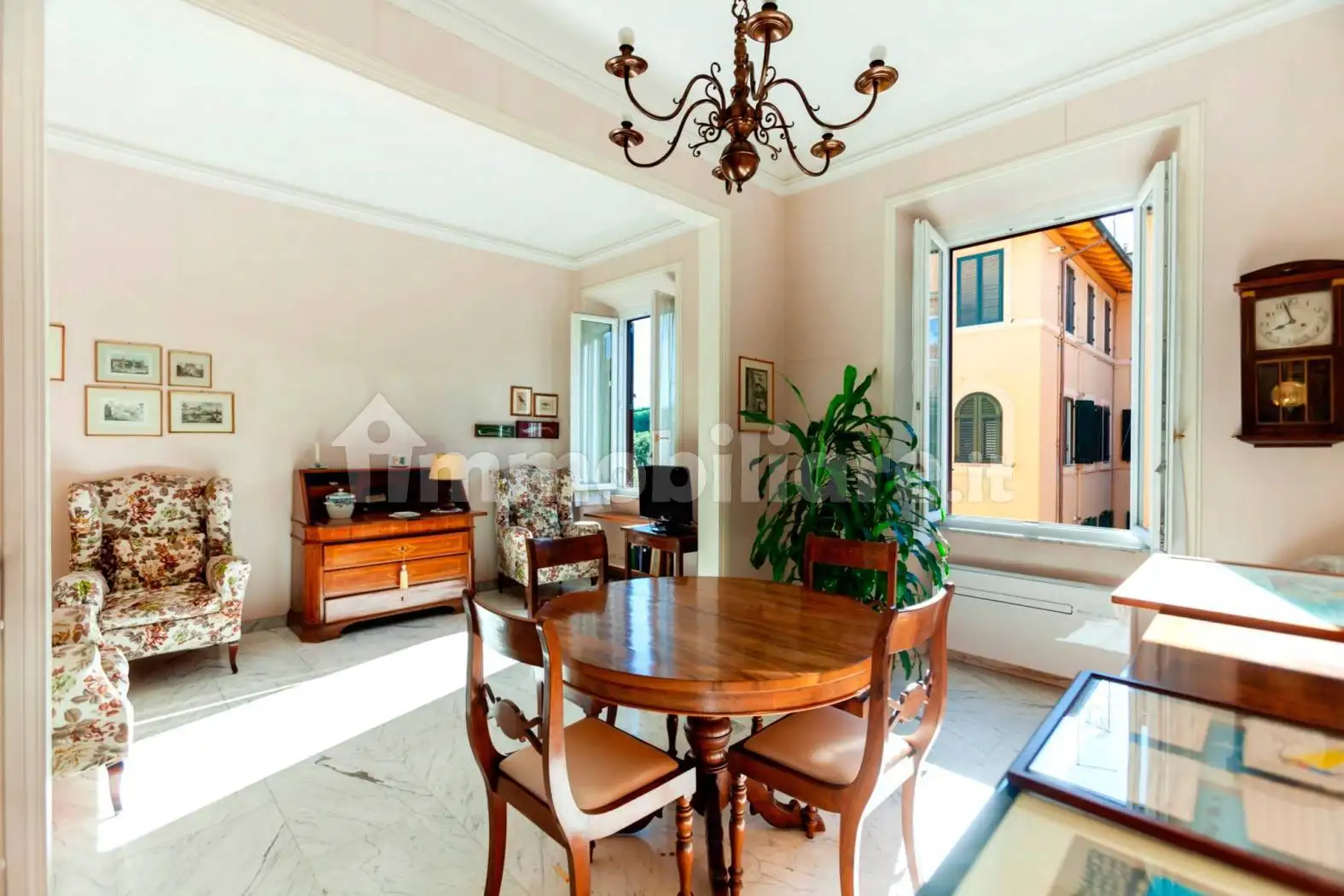 Appartamento in vendita a Roma