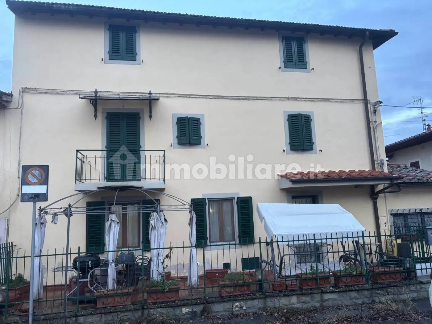 Casa indipendente in vendita a Reggello