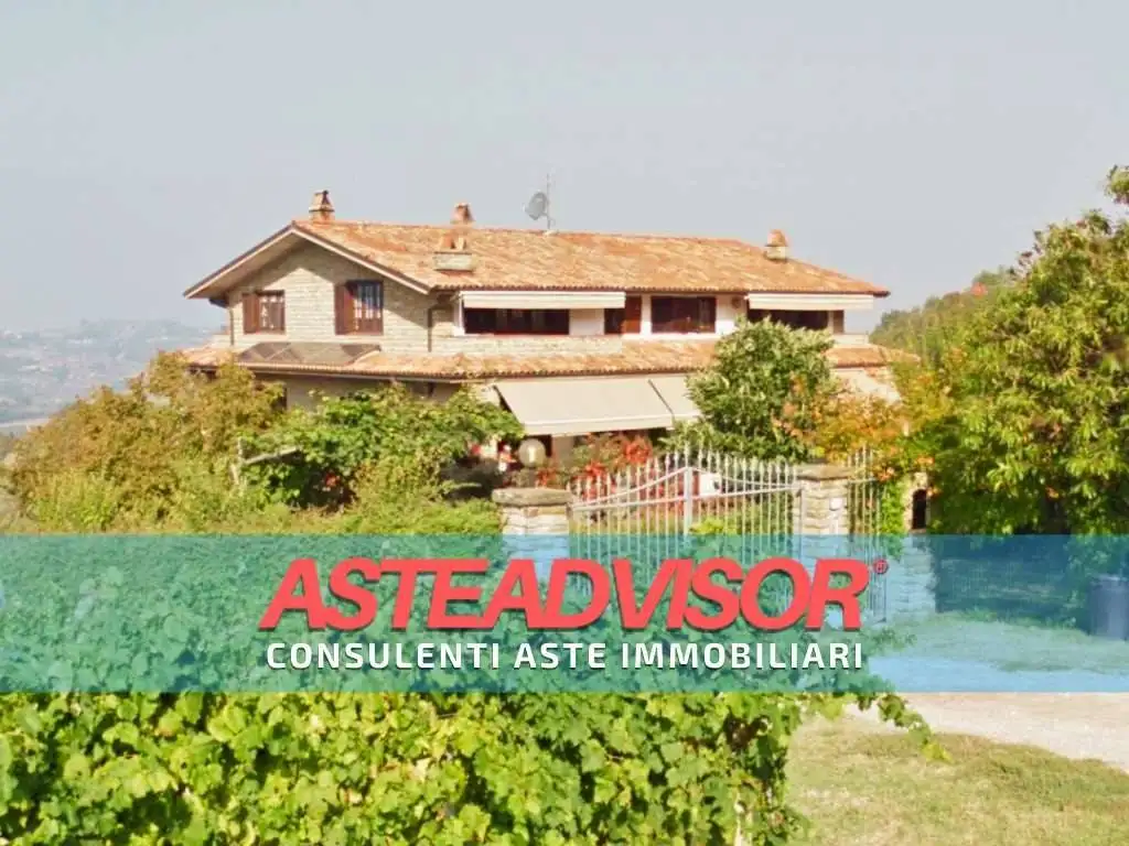 Villa in asta a Cossano Belbo