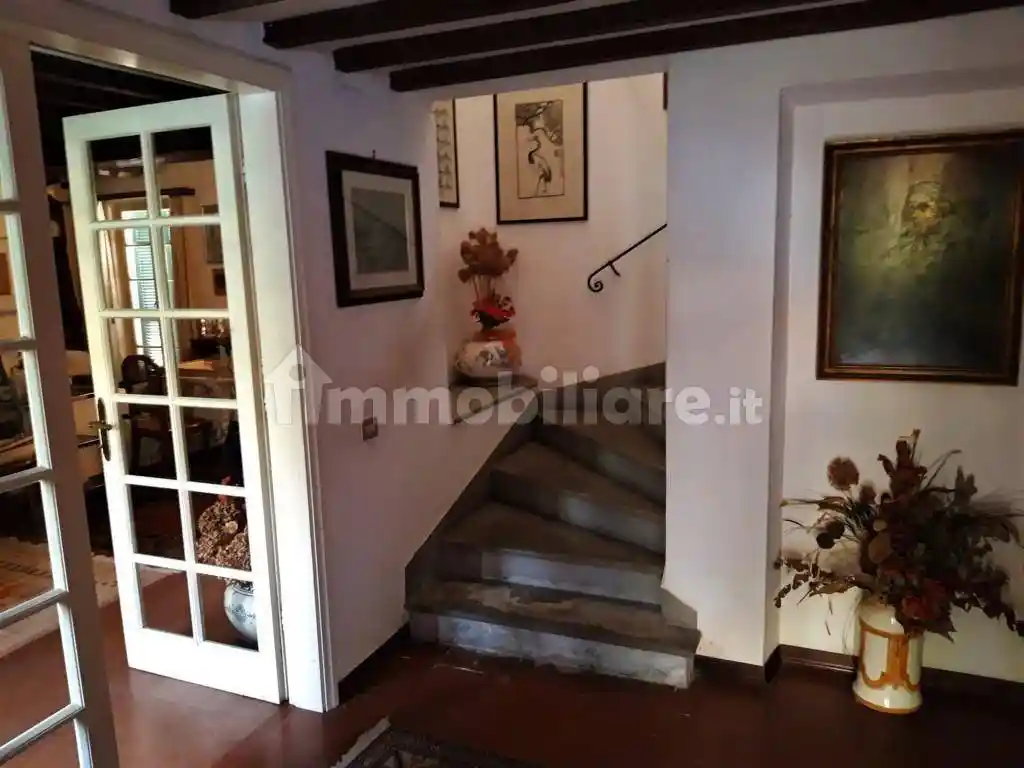 Villa in vendita a Carrara