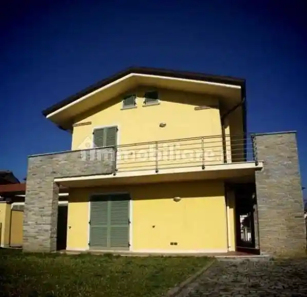 Villa in vendita a Carrara