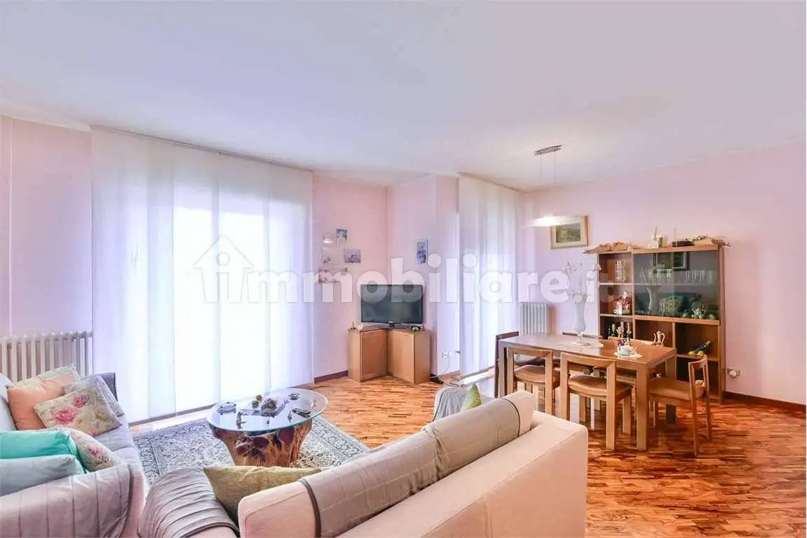 Appartamento in vendita a Inverigo