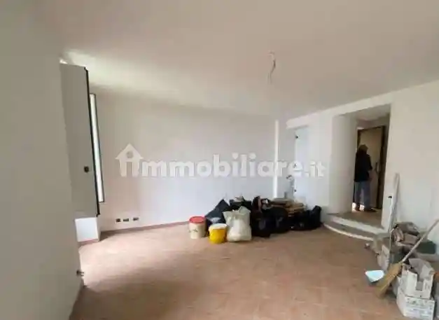 Appartamento all'asta frazione Orascio, Maccagno con Pino e Veddasca - foto 3