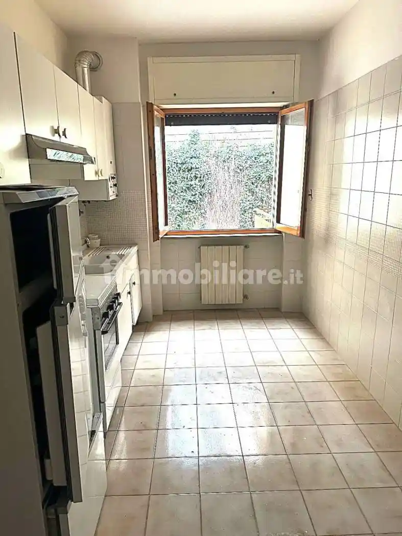 Trilocale viale della Libertà 19, Centro, Caramanico Terme - foto 2