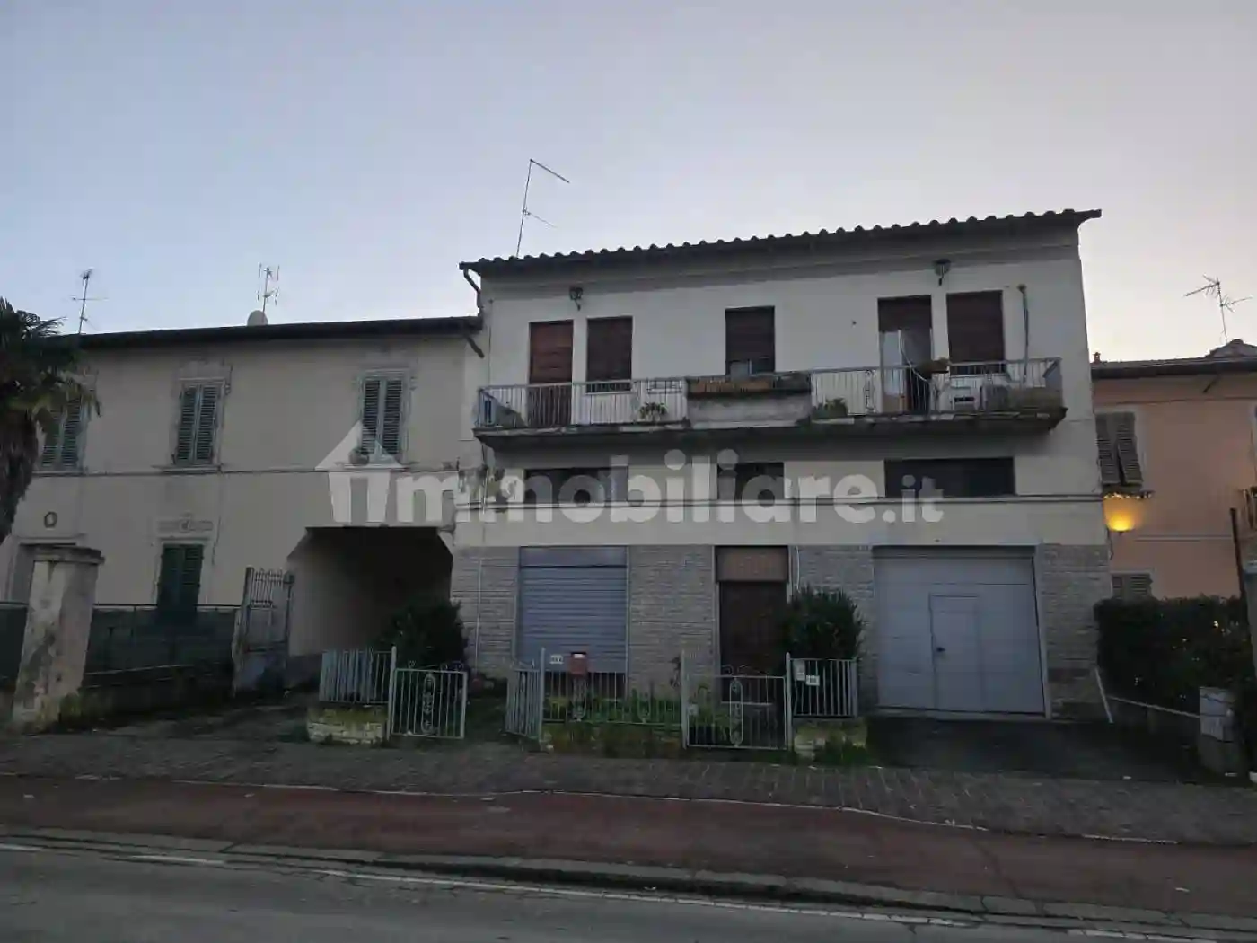 Palazzo - Edificio - foto 2