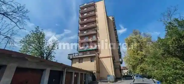 Appartamento all'asta via Monte Pasubio, Limbiate - foto 2