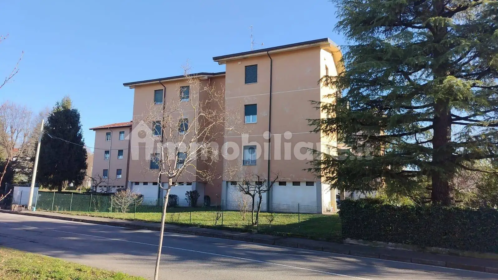 Appartamento in vendita a Lomazzo