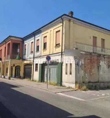 Appartamento in asta a Lungavilla