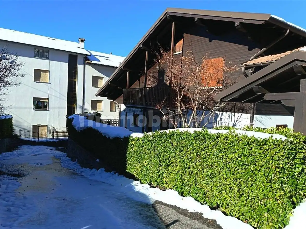 Appartamento in vendita a Serina