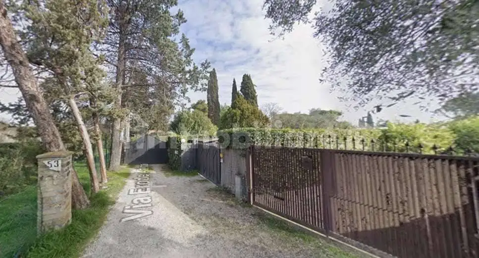 Villetta a schiera in asta a Roma