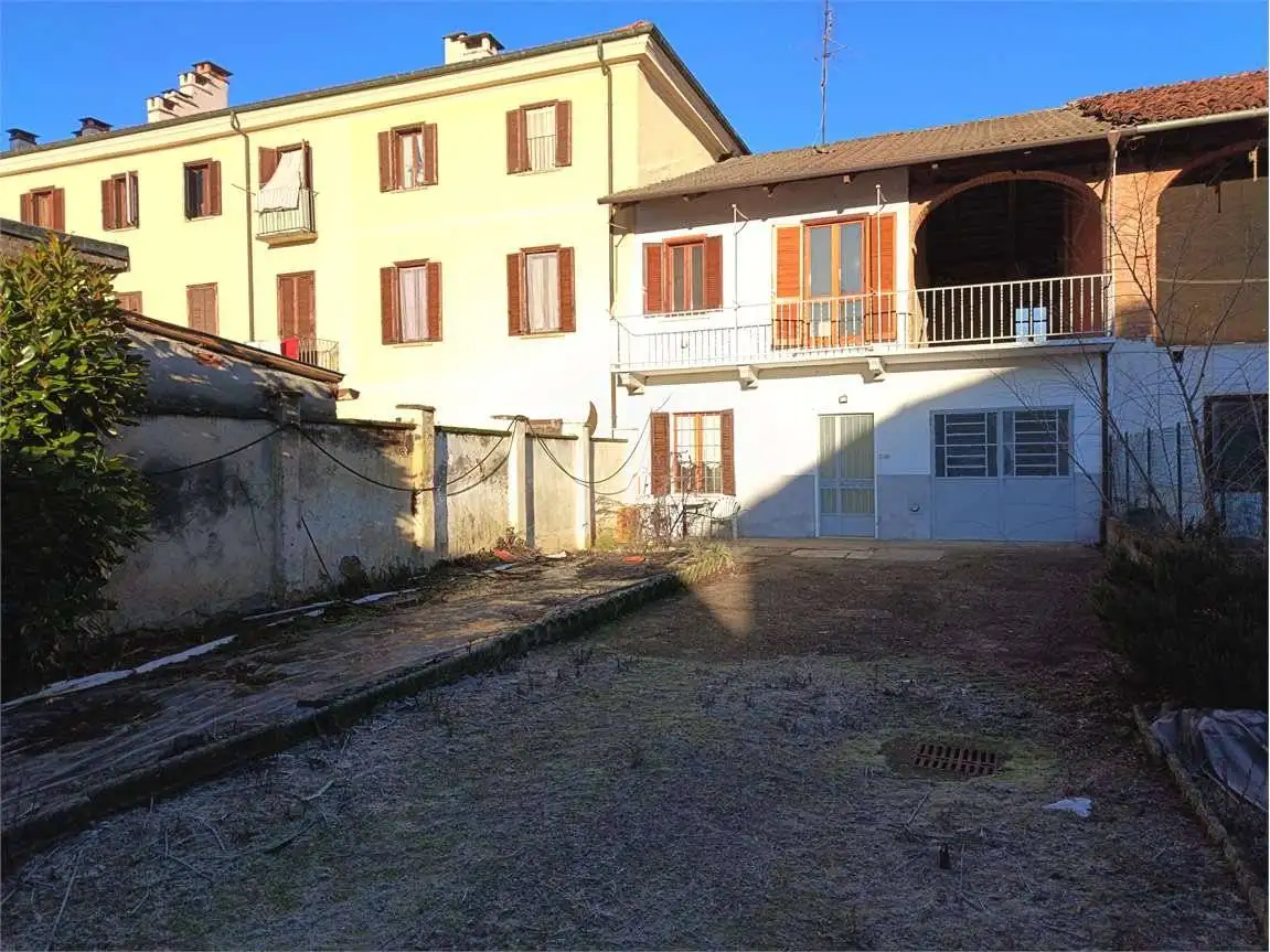 Casa indipendente in vendita a Piscina