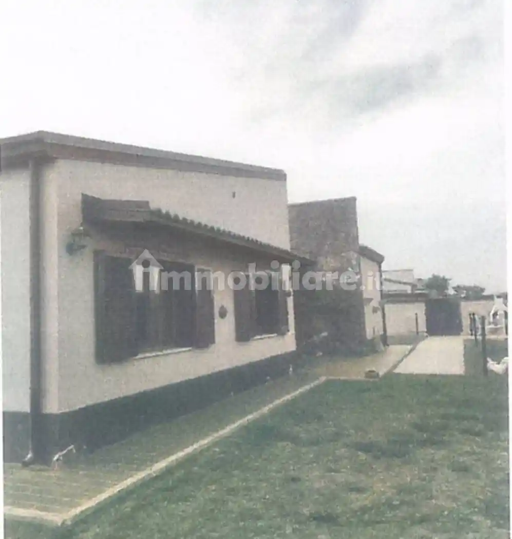 Appartamento all'asta via delle Margherite, Crotone - foto 3