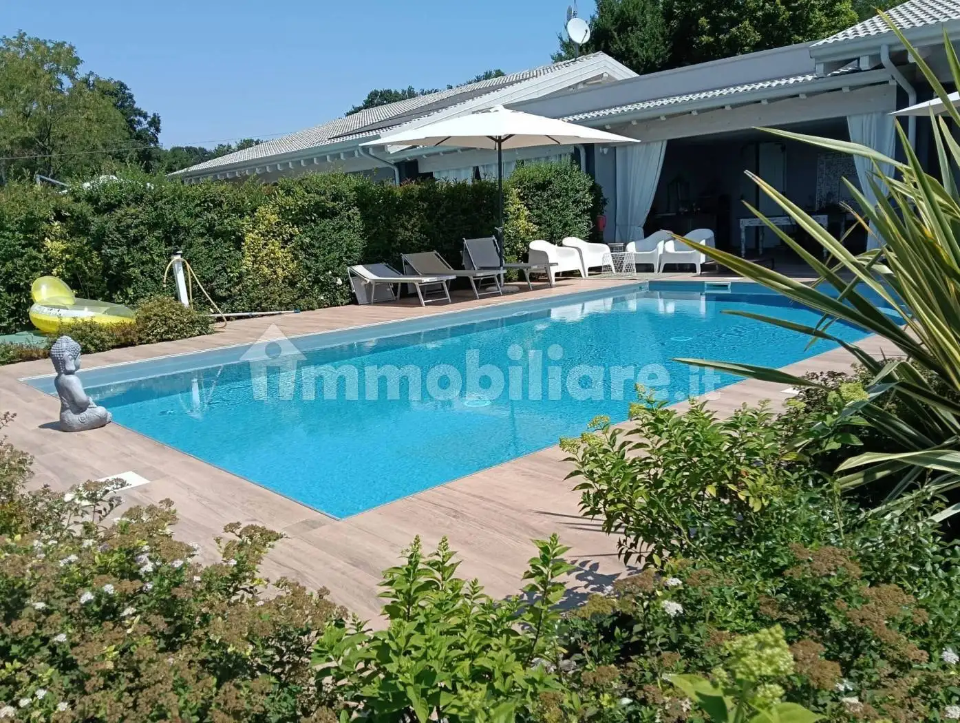 Villa in vendita a Castiglione delle Stiviere