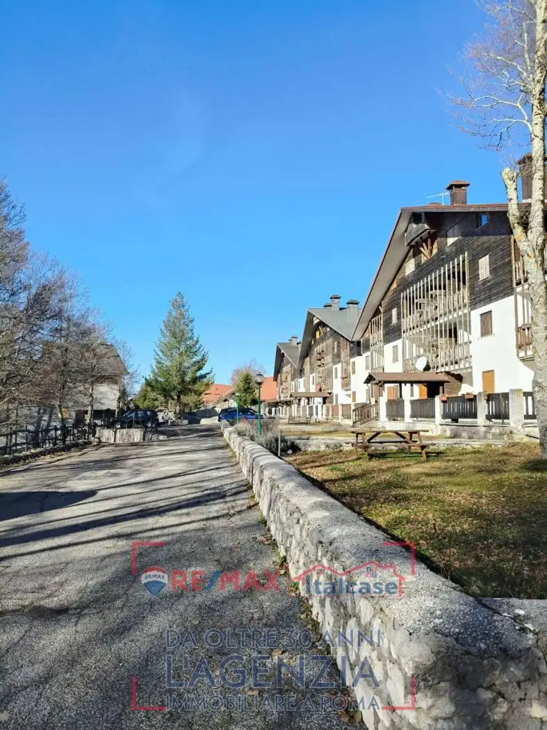 Appartamento in vendita a Cervara di Roma