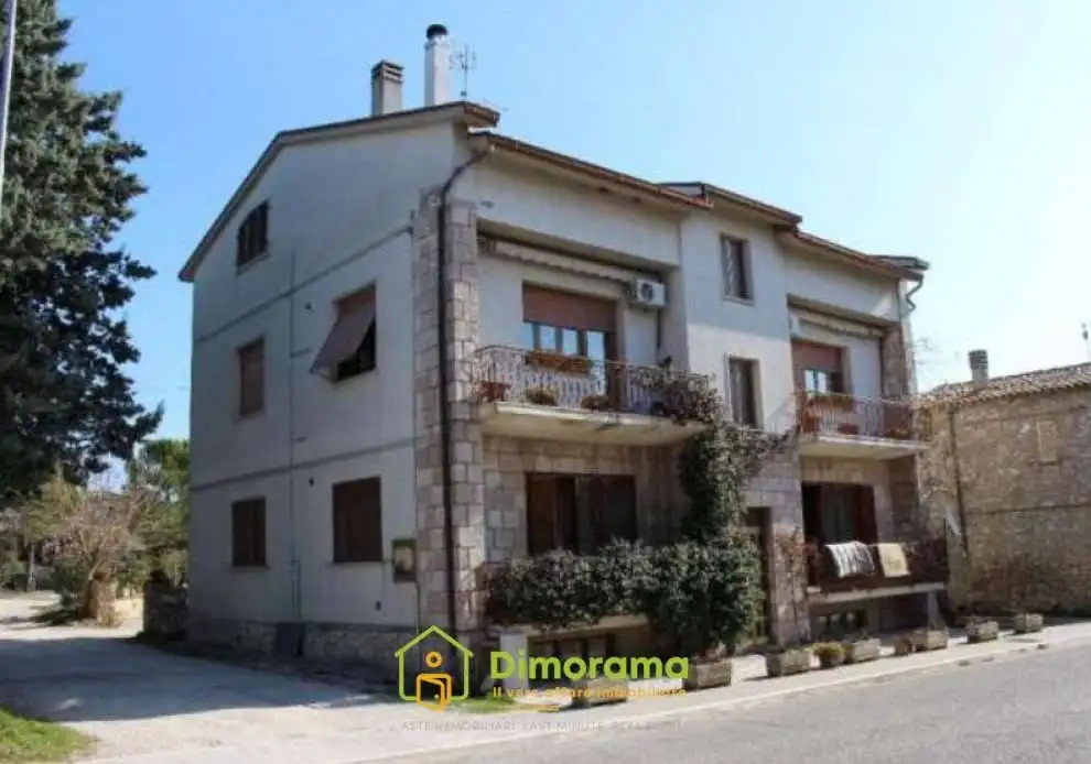 Palazzo - Stabile in asta a Gualdo Cattaneo