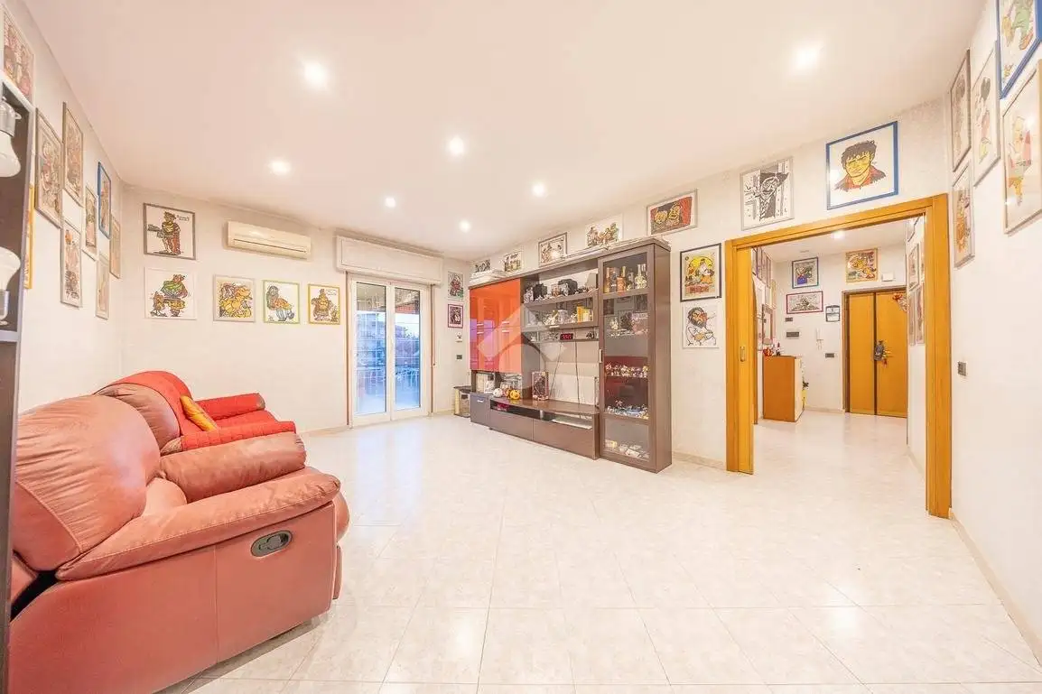 Appartamento in vendita a Roma