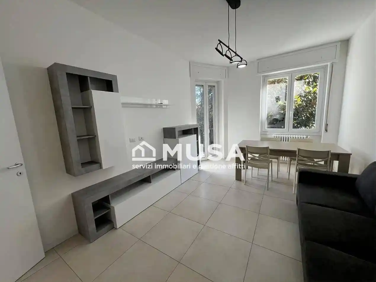 Appartamento in affitto a Vimercate