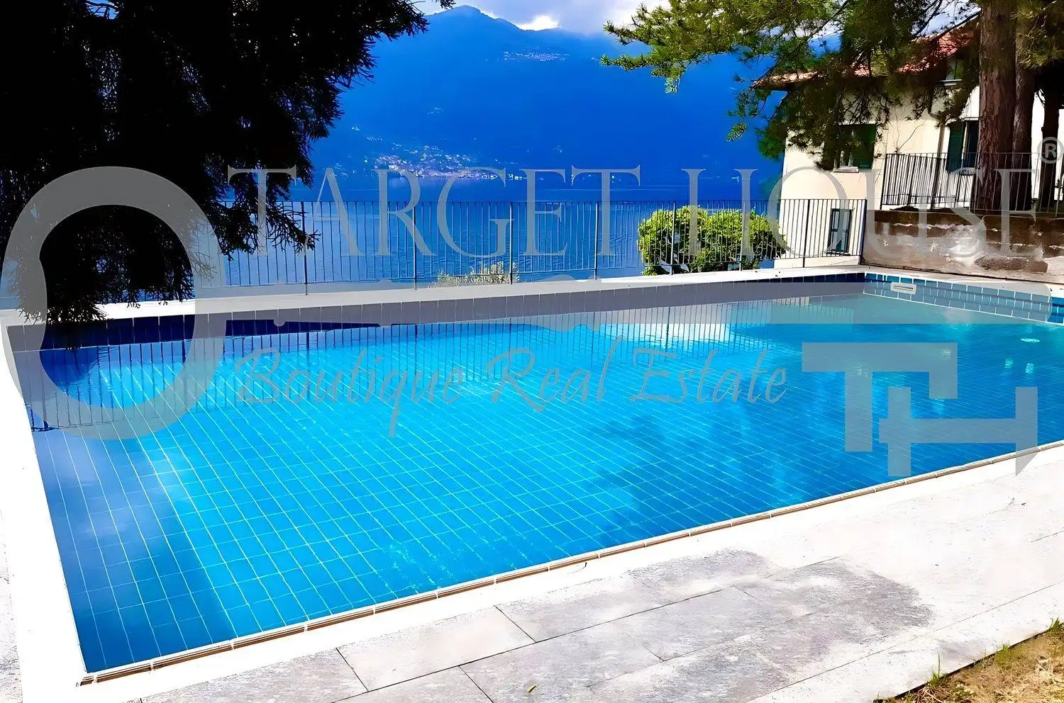 Appartamento in vendita a Nesso