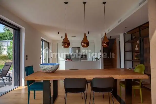 Villa in vendita a Costermano sul Garda