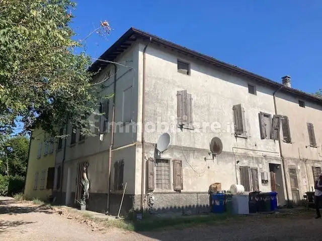 Appartamento in asta a Novi di Modena