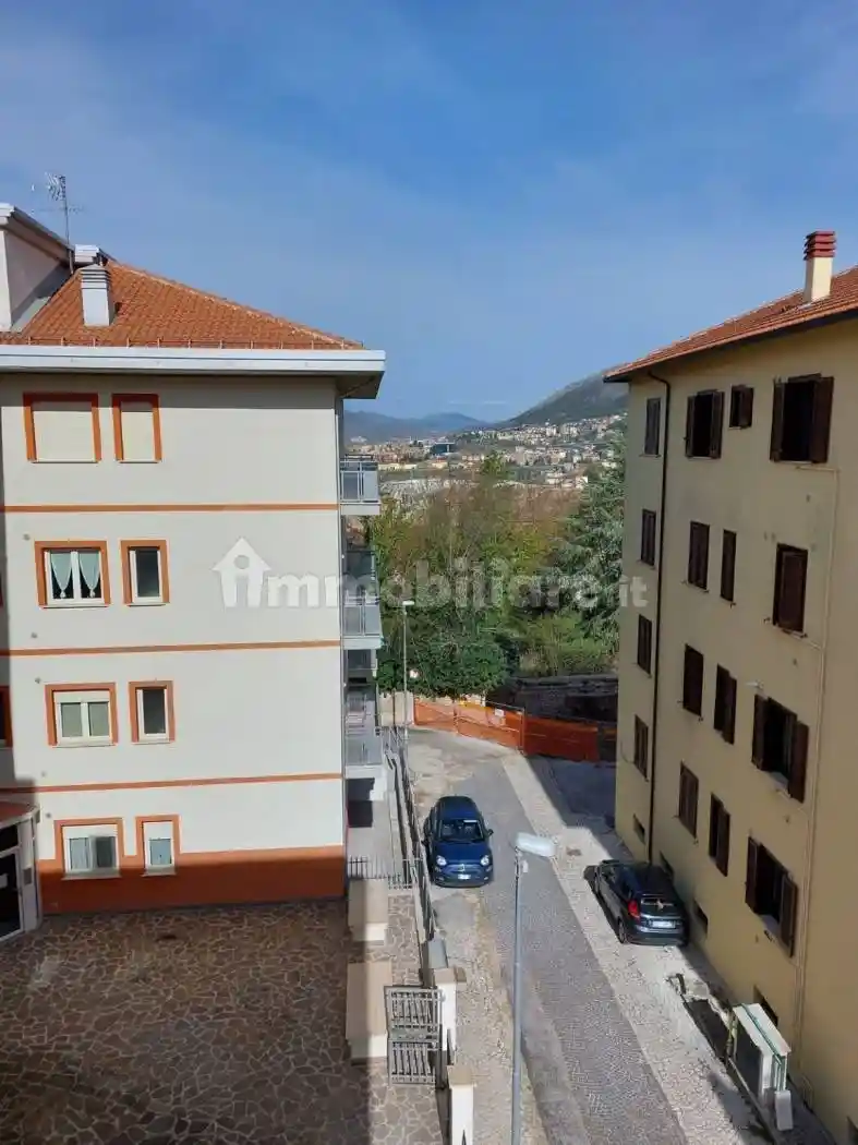 Appartamento via dei Merletti 8, Duomo - Fontana Luminosa, L'Aquila - foto 2