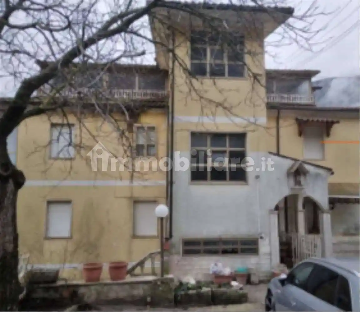 Appartamento all'asta via Filettino, 40, Capistrello - foto 4